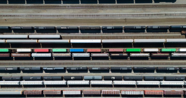 As rail shutdown looms, Freeland vows no tolerance for self-inflicted wound [Video]