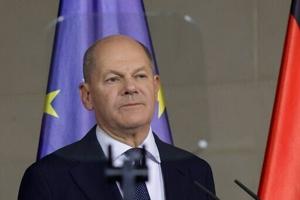 Germanys embattled Scholz paves way for early elections [Video]