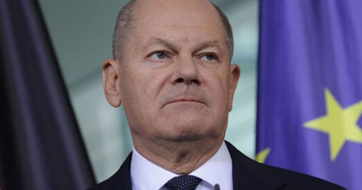 Desperate Olaf Scholz 