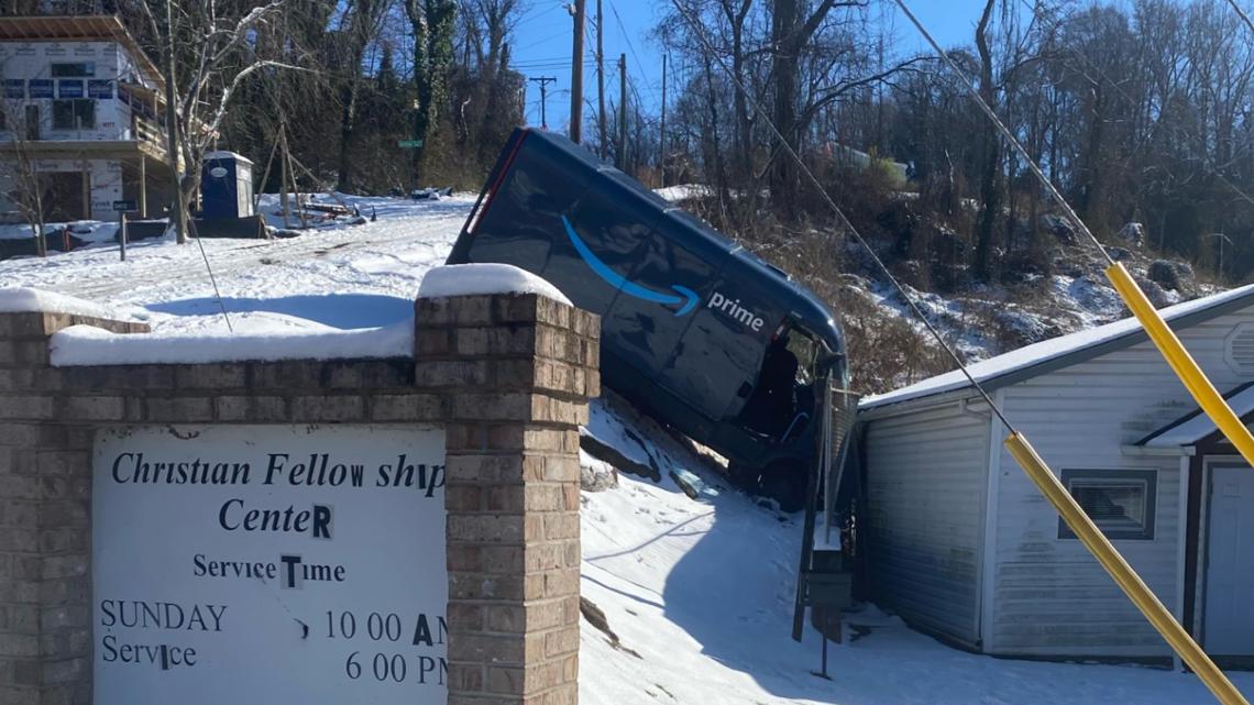 KPD: Amazon van slides on ice and crashes into outbuilding [Video]