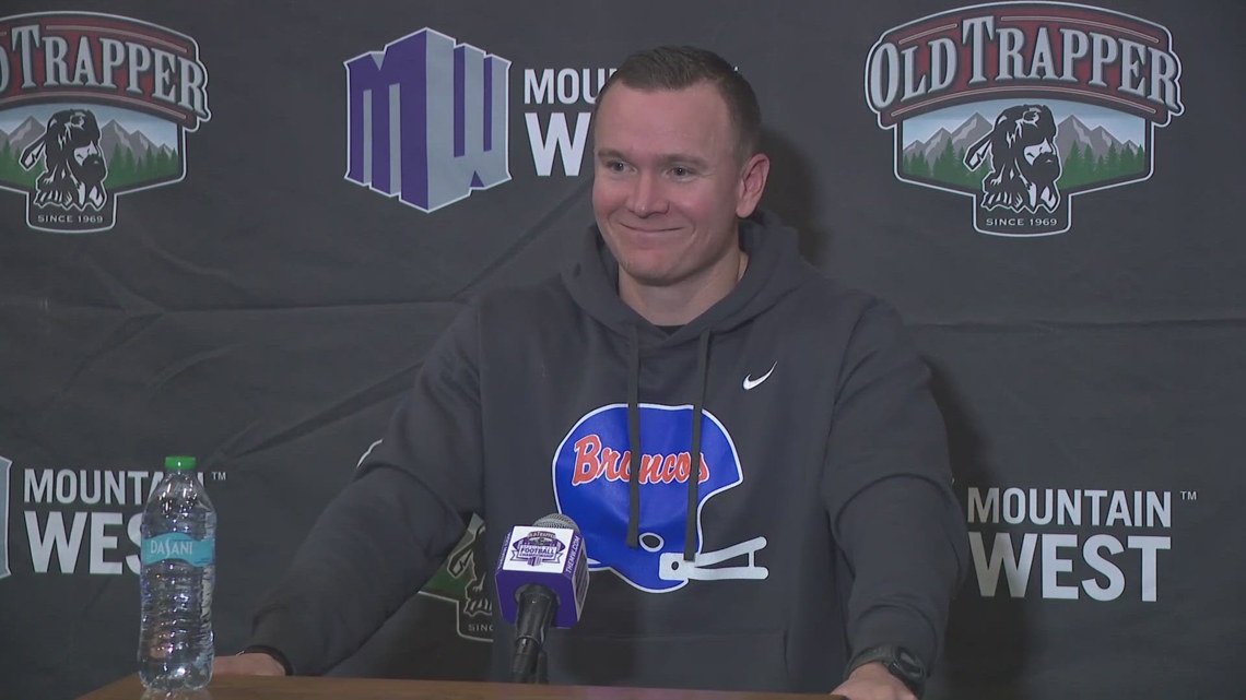 Boise State’s Danielson wins Grant Teaff Coach of the Year [Video]